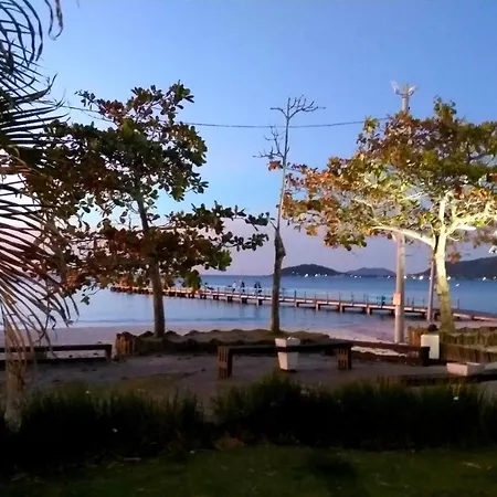 Residencial Bernardo, Meia Quadra Do Trapiche Florianopolis Exterior photo